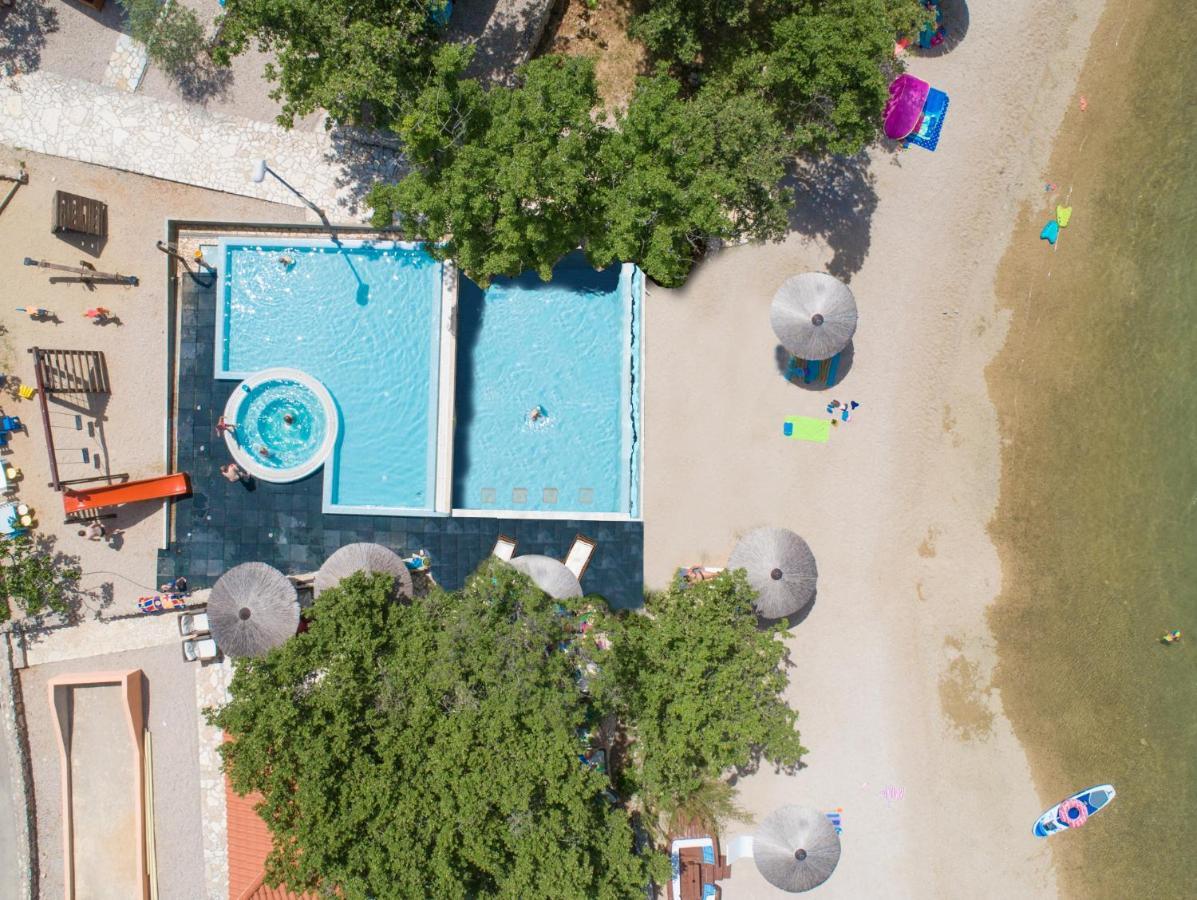 Krk Mobile Homes Klimno Dış mekan fotoğraf