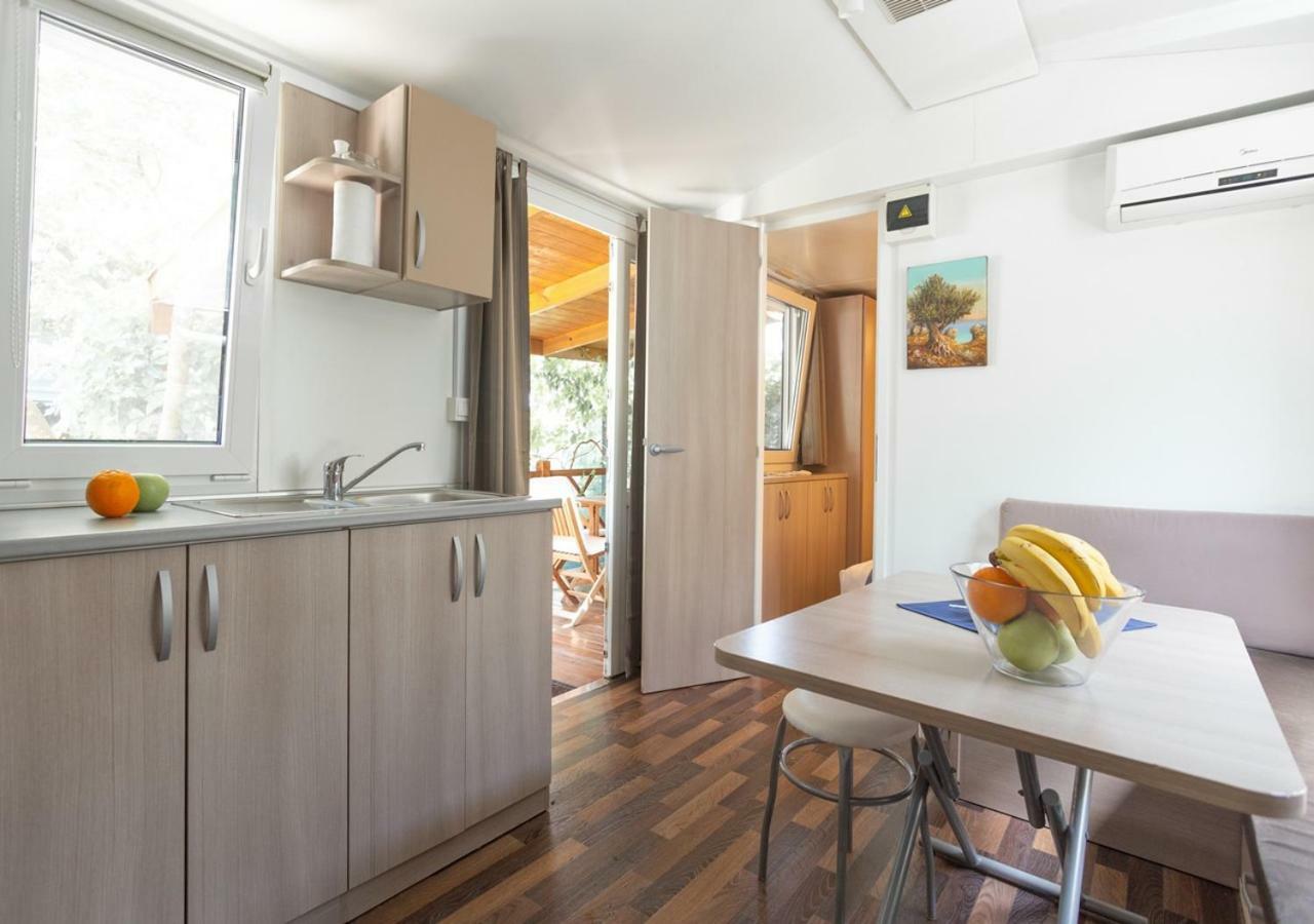 Krk Mobile Homes Klimno Dış mekan fotoğraf